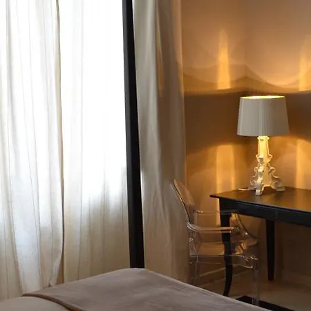 公寓 圣尤斯塔其欧公寓 *