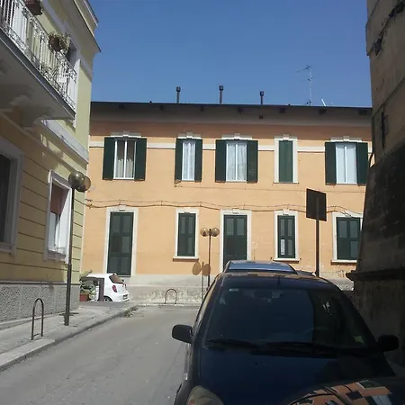 圣尤斯塔其欧公寓